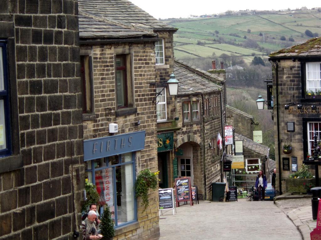 The Old White Lion Hotel Haworth Room photo